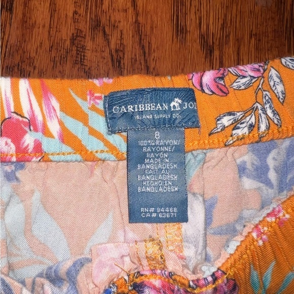 Caribbean Joe Pull-On Floral Print Shorts | Women’s Size 8 | Soft Elastic Shorts - Picture 4 of 6